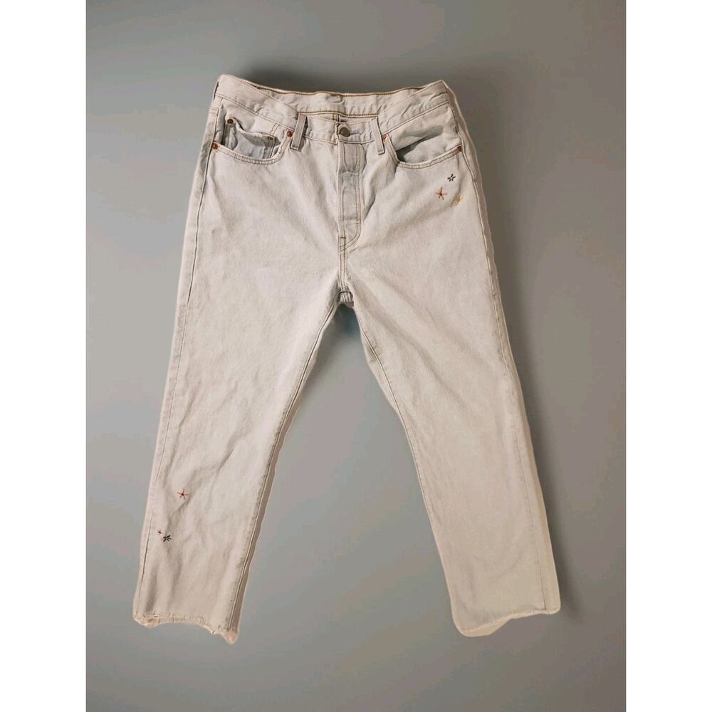 Levi's 501 Embroidered Jeans Women's 32 X 30 Light Wash Raw Hem Flower ButtonFly